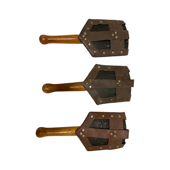 Foldable Military Shovel, Romanian Army Surplus - like new, with leather case