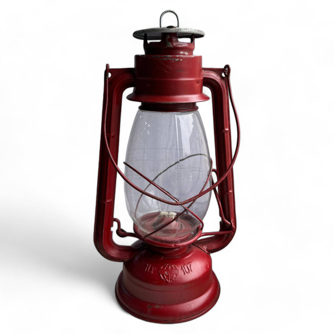 WIND LAMP - METALOGLOBUS - RED - MILITARY SURPLUS ROMANIAN ARMY - IN GOOD CONDITION