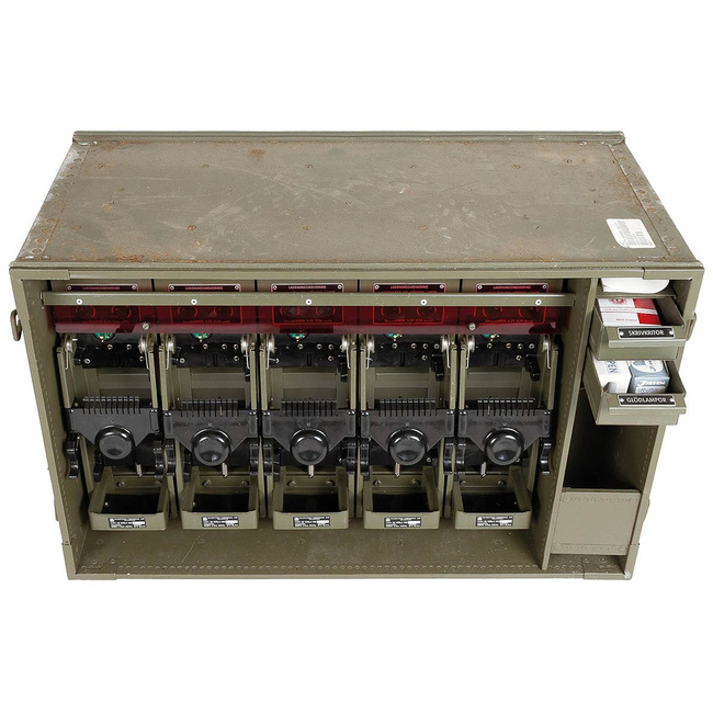 Satt elektronikus akkumulátortöltő - 260 MT modell - Német hadsereg katonai felesleg - Használt/nem tesztelt