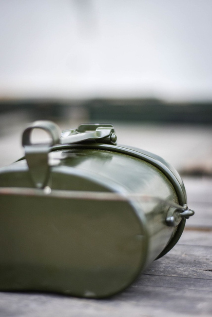 ALUMÍNIUM KULACS - VALÓDI KATONAI FELESLEG ROMÁN HADSEREG - jó állapotban