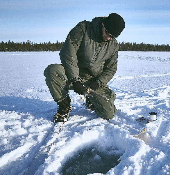 TÉLI DZSEKI - ECWCS SZINT 7 - CLIMASHIELD® APEX™ SZIGETELÉS - Helikon-Tex® - FEKETE