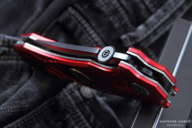 Zsebkés Fire Fighter - Piros - Magnum by Boker