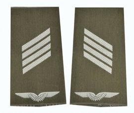 EMBLÉMA - GENUINE GERMAN AIR FORCE O.D./SILVER SHOULDER LOOPS ´STABSGEFREITER´