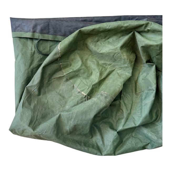 Vízálló ruhazsák - 40 cm x 76 cm - Amerikai hadsereg katonai felesleg - OD zöld - Használt - Hibás 