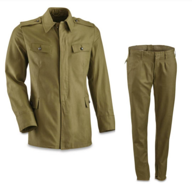 KATONÁK KATONAI EGYENRUHÁJA - ROMÁN HADSEREG RSR - KATONAI FELESLEG - Új