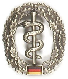 JELVÉNY GENUINE GERMAN ARMY METAL BERET BADGE ´SANITÄTER´