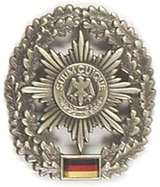 JELVÉNY GENUINE GERMAN ARMY METAL BERET BADGE ´FELDJÄGER´