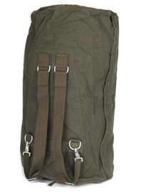 DUFFLE BAG WITH ZIPPER - OLIVE - GERMAN ARMY - MILITARY SURPLUS - USED
