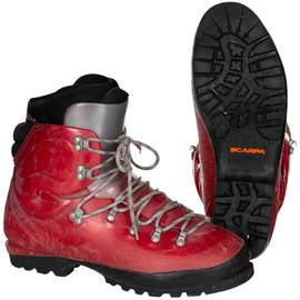 SKI BOOTS - SCARPA - MILITARY SURPLUS - RED - USED