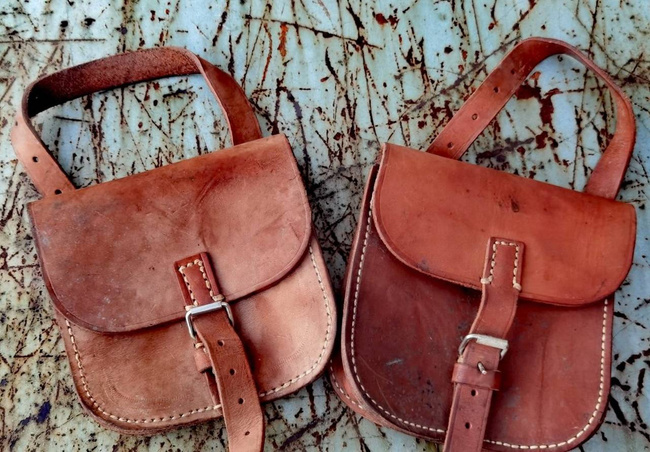 SMALL LEATHER BAG - BROWN - MILITARY SURPLUS ROMANIAN ARMY - USED