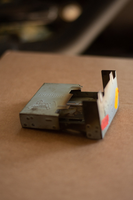 "ESBIT" ÖSSZECSUKHATÓ KEMENCE PELLET NÉLKÜL - KATONAI FELESLEG A NÉMET HADSEREGTŐL - HASZNÁLTAN