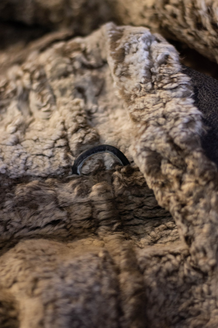 BŐR SZŐRME DZSEKI - ROMÁN HADSEREG KATONAI TÖBBLET - HASZNÁLT