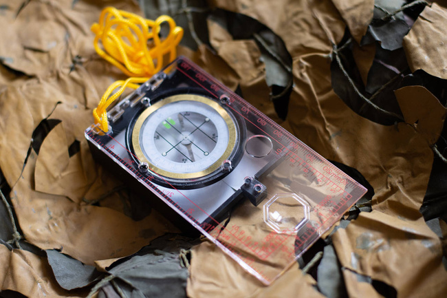Map Compass With Cover