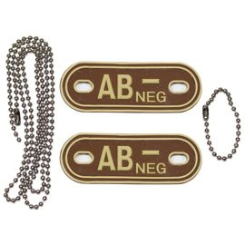Vércsoport jelző dögcédula "AB NEG"