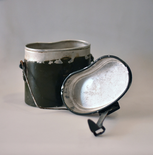 ALUMINIUM CANTEEN - GENUINE MILITARY SURPLUS ROMANIAN ARMY - USED