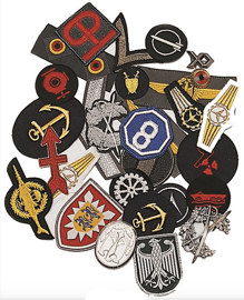 50 darabos NATO jelvény készlet - Katonai felesleg