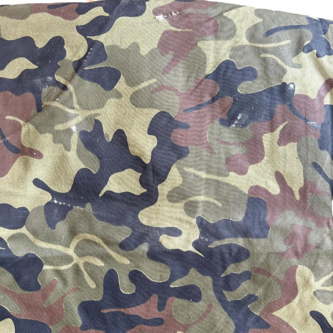 SÁTOR TARPAULIN PLASH-PALATKA Esőköpeny/SZÉLTER FÉL - 180 x 180 CM - DALMÁTI MOZAIC CAMO - ROMÁN KATONAI HADITECHNIKAI FELSZERELÉS - HASZNÁLT