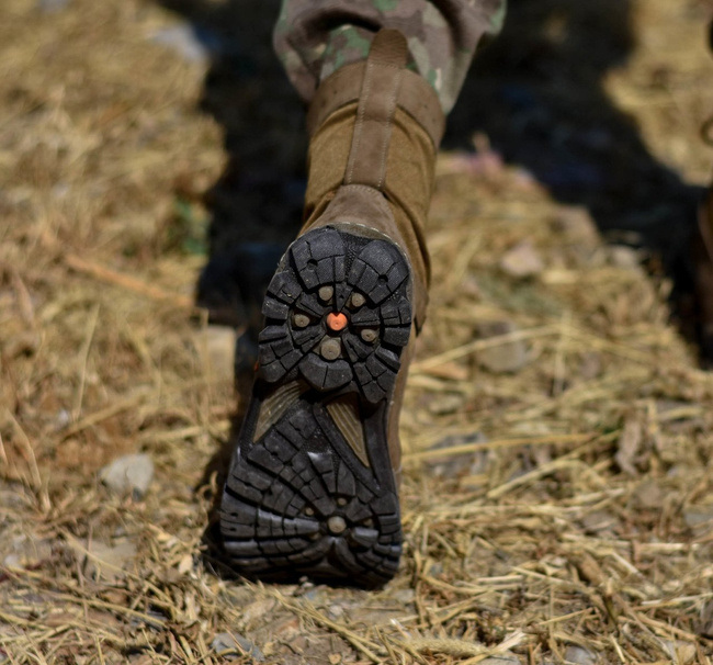 Csizmák Bison Coyote