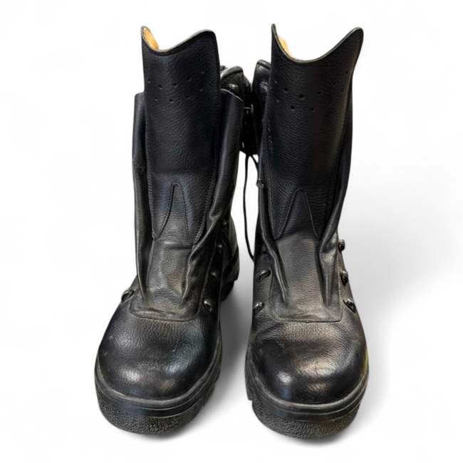 Bőr bélésű harci csizma - német hadsereg feleslege - fekete - használt 