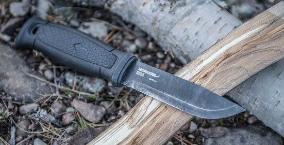 MORAKNIV® GARBERG FEKETE KÉS C ( BÖR TOK)- CARBON STEEL