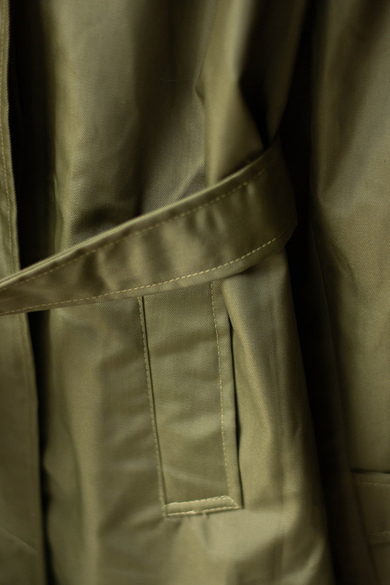 VÍZÁLLÓ TRENCH KABÁT - ROMÁN HADSEREG KATONAI FELESLEG - MINT ÚJ - OLÍVA ZÖLD