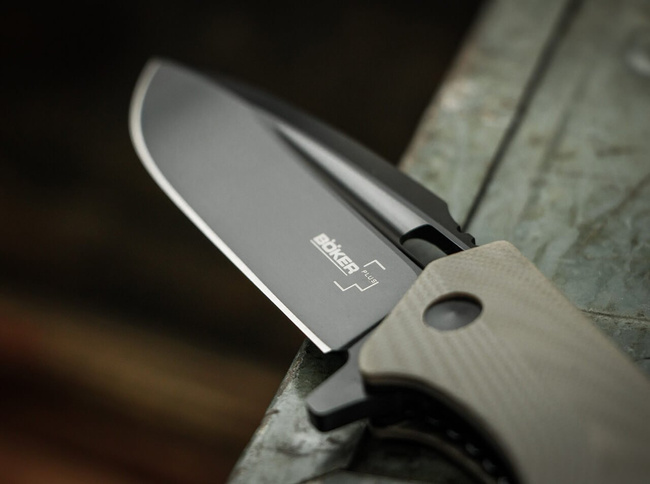 "CARACAL FOLDER TACTICAL" Zsebkés - BOKER