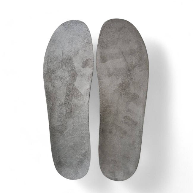 Téli, alumíniumfóliával készült termoformált talpbetéte