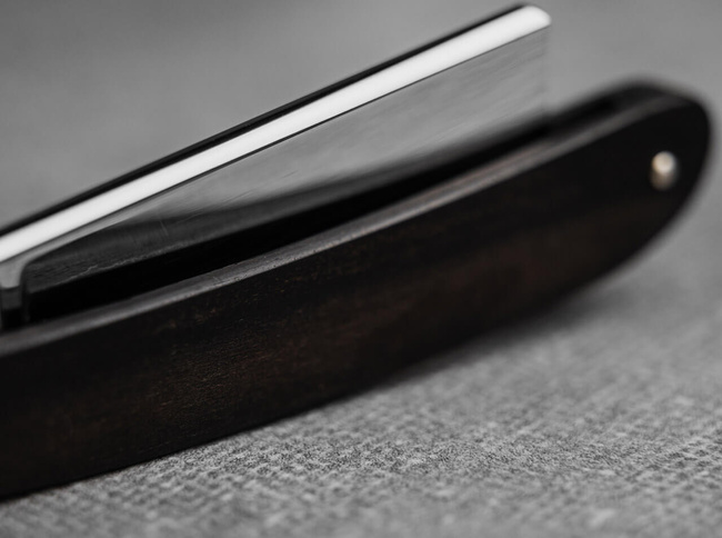 EGYENES BOROTVAKÉS - S.S. SAINT LOUIS - FEKETE