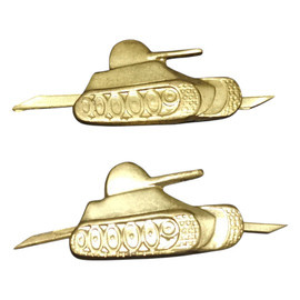 2 DB KATONAI RANGJELZÉS - TANKS - KATONAI FELESLEG ROMÁN HADSEREG - ARANY - JÓ ÁLLAPOTBAN