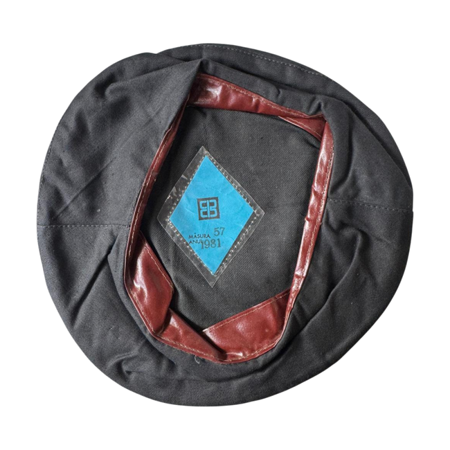 Burgundi/bordó szegélyű katonai beret - Román hadsereg katonai felesleg - Használ