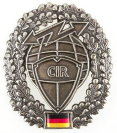 JELVÉNY GENUINE GERMAN ARMY METAL BERET BADGE ´CIR´