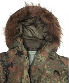 Kapucni nedves idős kabáthoz, OD