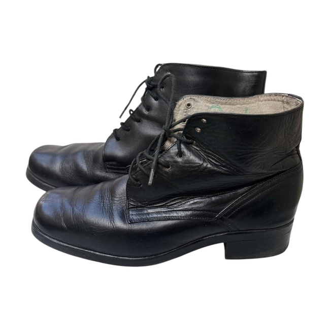 Bőr fűzős bakancs - Román Hadsereg katonai felesleg - Fekete - Jó állapotban