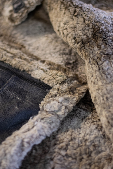 BŐR SZŐRME DZSEKI - ROMÁN HADSEREG KATONAI TÖBBLET - HASZNÁLT