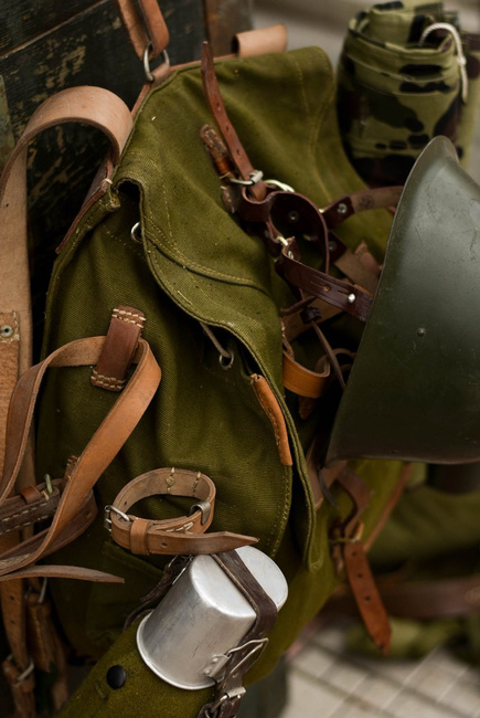 Military Olive Romanian Retro Rucksack - RSR Romanian army - OD Green - In good condition