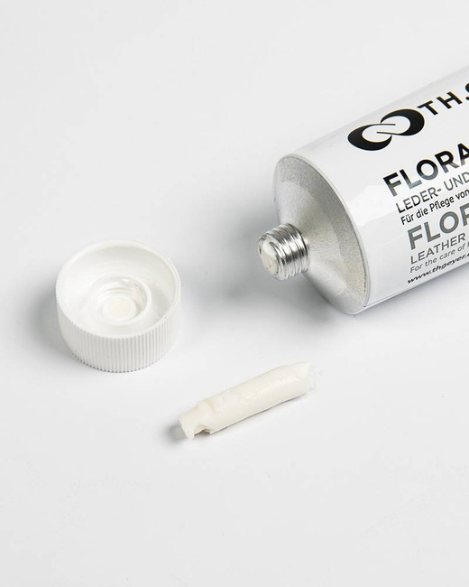 GERMAN COLOURLESS IMPREGNATING LEATHER CARE