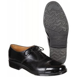 GB SHOES - LEATHER - BLACK - USED