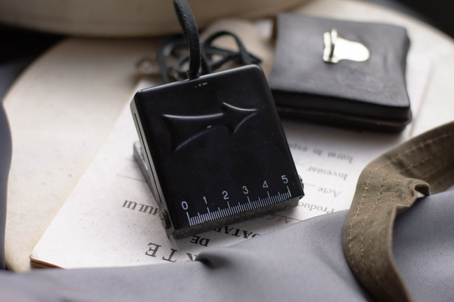 IOR B1-69 MILITARY COMPASS - ROMANIAN ARMY SURPLUS - LIKE NEW