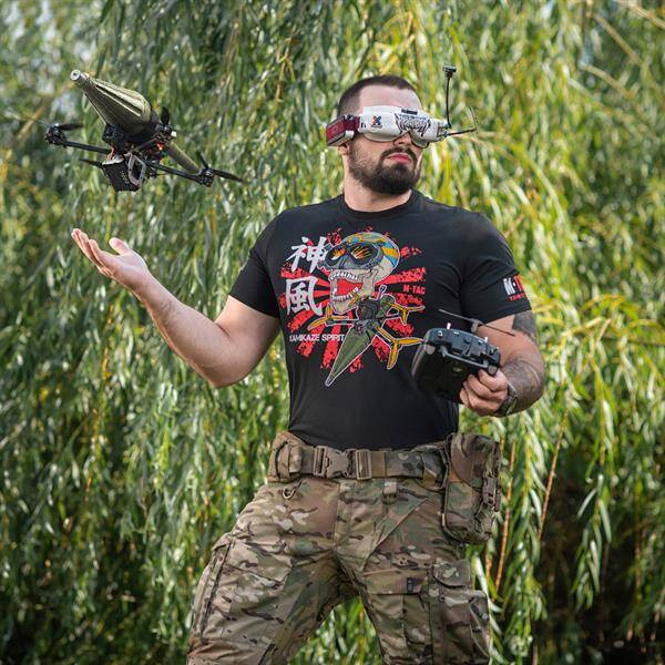 PÓLÓ KAMIKAZE SPIRIT - FEKETE - M-TAC