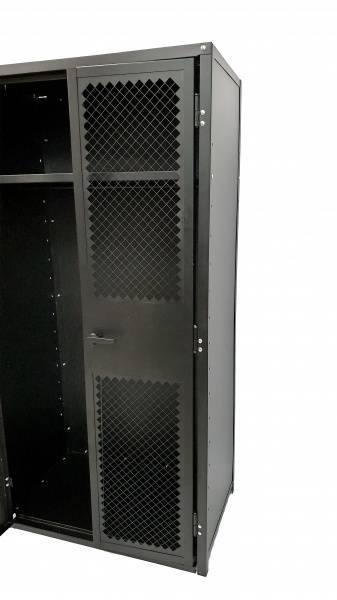 KATONAI FELSZERELÉSEK ÉS FEGYVEREK TÁROLÁSÁRA SZOLGÁLÓ TÁROLÓSZEKRÉNY TA-50 - 365-PLUS