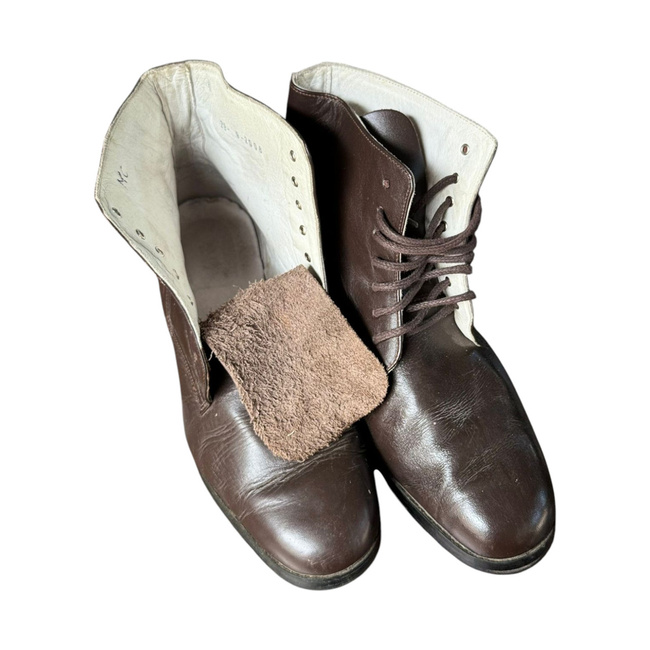 FÉRFI BARNA BŐR CSIZMA - KATONAI FELESLEG A RÓMAI HADSEREGBŐL - JÓ ÁLLAPOTBAN