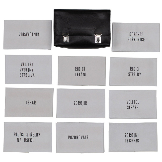 CZ/SK ujjú, 13 db. + táska - használt