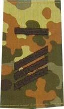 EMBLÉMA - GERMAN ARMY FLECKTARN CAMO/BLACK SHOULDER LOOPS ´HAUPTGEFREITER UA´