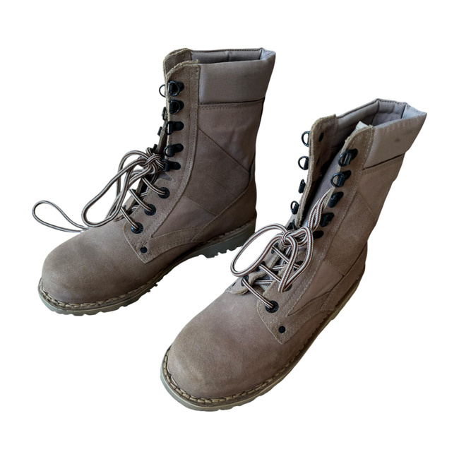 ROMANIAN MILITARY BOOTS - DESERT - LIKE NEW