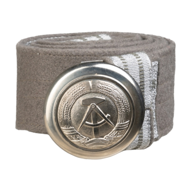 NVA DÍSZÖV – KELETNÉMET HADSEREG KATONAI FELESLEG – SZÜRKE – HASZNÁLT