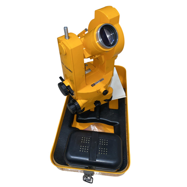 TEODOLIT CARL ZEISS JENA THEO 020A, TEODOLIT RÉGI SZINTEZŐ TEODOLIT - GYŰJTŐI TÉTEL