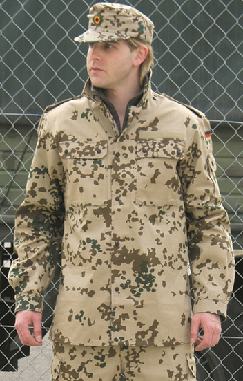 NÉMET TÁBORI ING - TROPICAL CAMO 3 SZÍNŰ - KATONAI TÖBBLET - HASZNÁLT