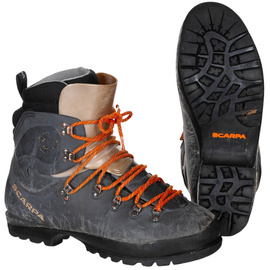 SKI BOOTS - SCARPA - MILITARY SURPLUS - GREY - USED