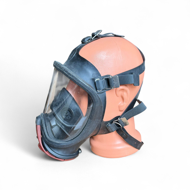 MSA AUER ULTRA ELITE GAS MASK FOR FIREFIGHTERS - USED, IN GOOD CONDITION - FOR DECORATION