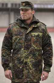 NÉMET PARKA FLECTAR - BÉLÉSSEL - KATONAI FELESLEG - HASZNÁLT